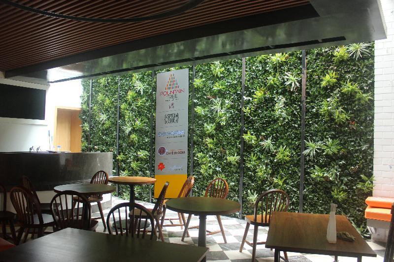 Hotel Fountain Tree By Tgi Bangalore Exterior foto